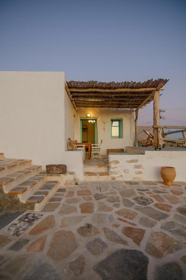 Dimitrakis Guesthouse Donoussa Eksteriør billede