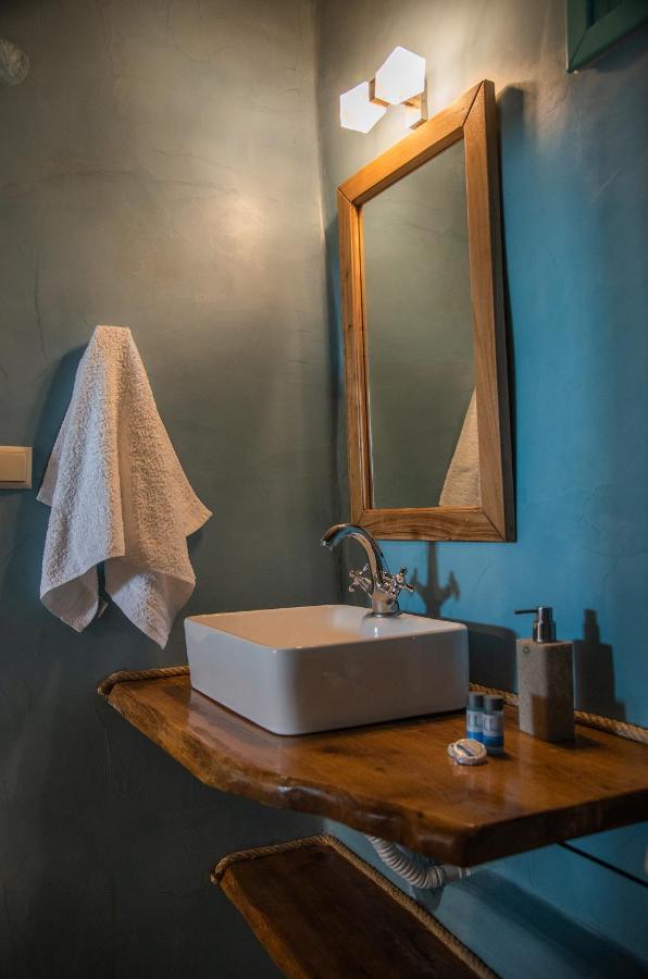 Dimitrakis Guesthouse Donoussa Eksteriør billede